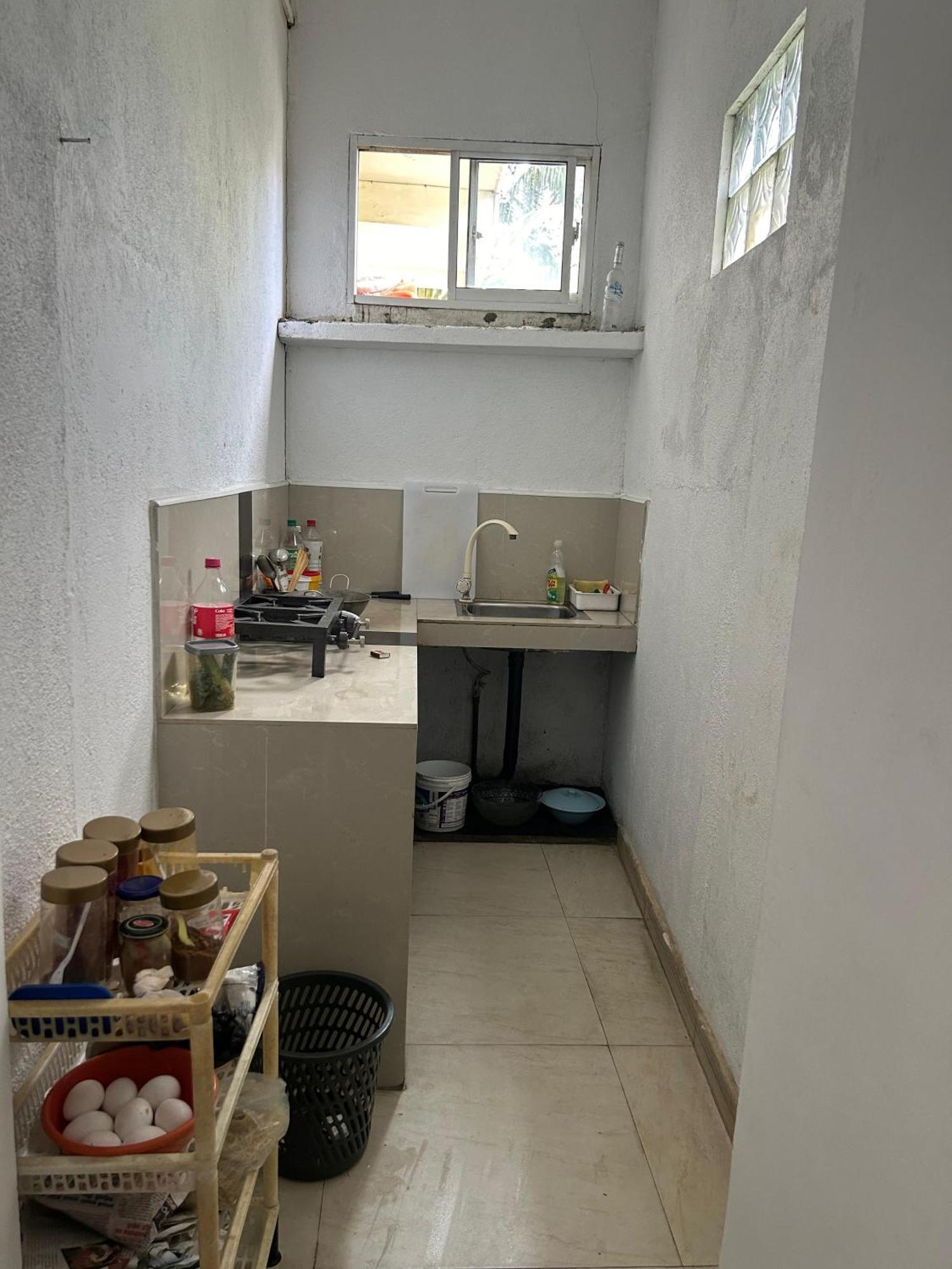 White House & Sea Food Restaurant Hostel Hikkaduwa Εξωτερικό φωτογραφία